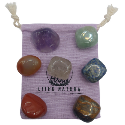 Lot de Pierres Roulées 7 Chakras avec Pendentif Porte-Pierre Offert