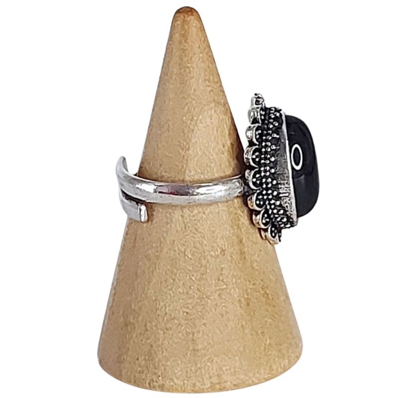 Bague avec tourmaline noire