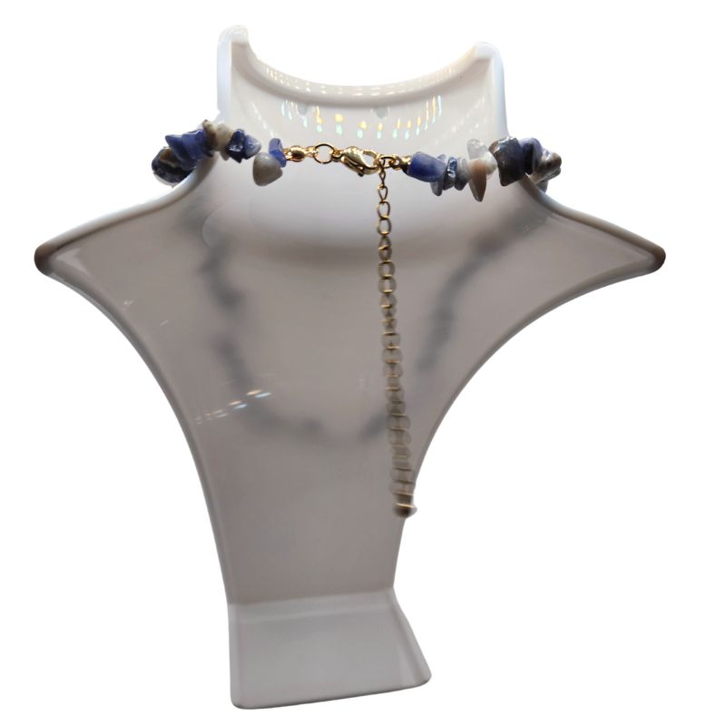 Collier Chips en Lapis Lazuli – Élégance & Intuition