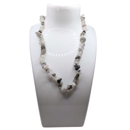 💎 Collier Chips en Quartz Réticulé – Élégance Naturelle & Énergie Pure