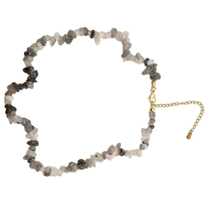 💎 Collier Chips en Quartz Réticulé – Élégance Naturelle & Énergie Pure