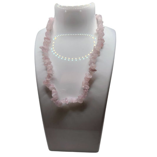 Collier Chips en Quartz Rose – Protection & Sérénité